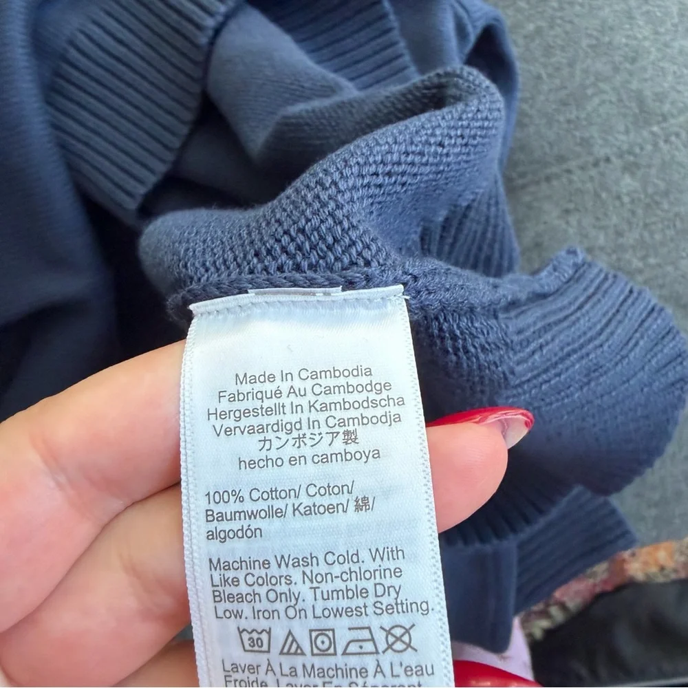 J. Crew || heritage cotton v neck sweater in navy blue